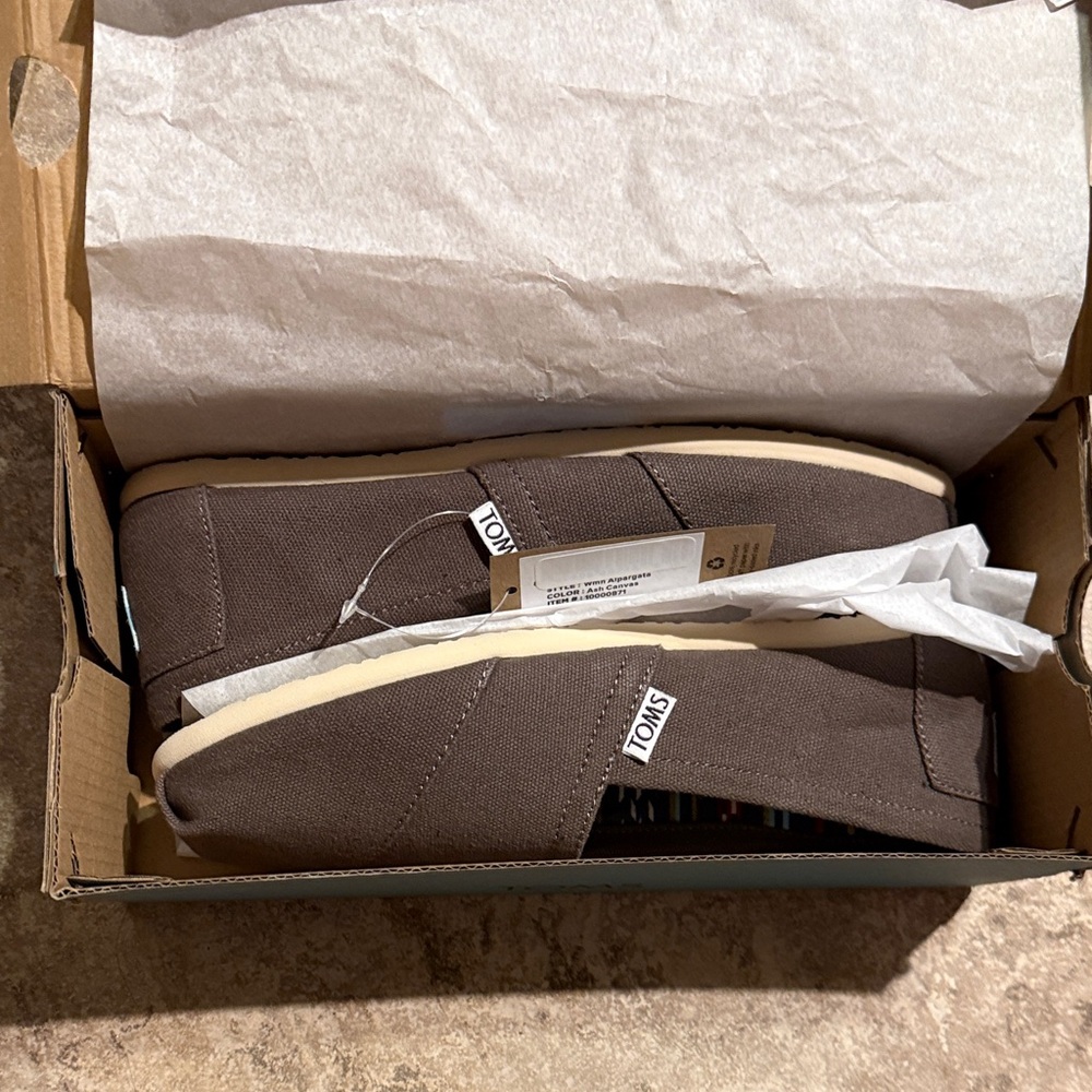 TOMS Classic Ash Canvas Slip-Ons
